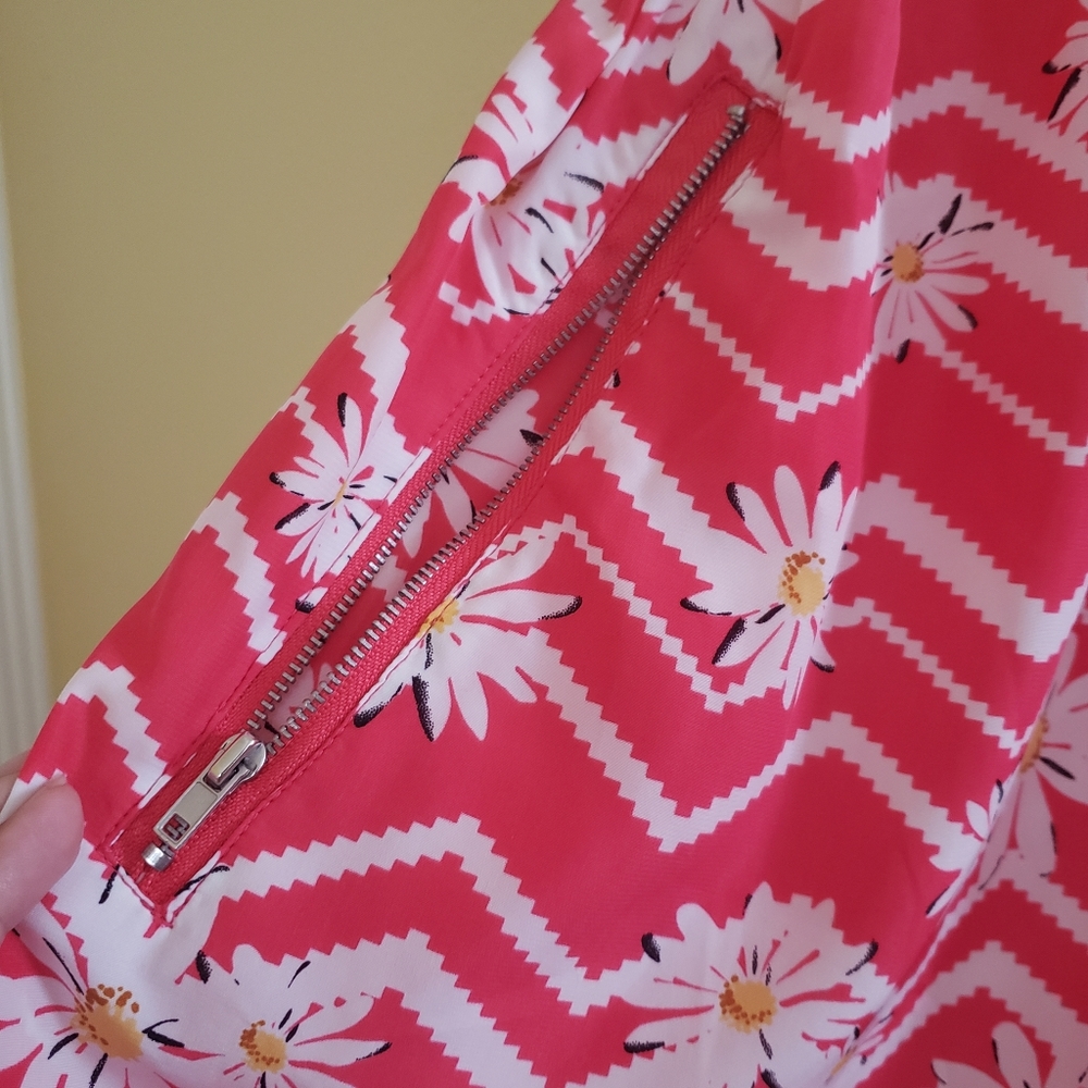 Dress - Picture 3 of 4